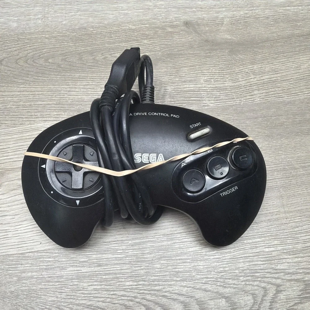 SEGA MEGA DRIVE ORIGINAL CONTROL PAD 1° EDITION EU MOD.‎ 1650